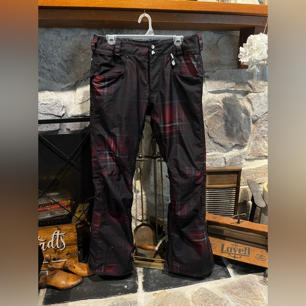 Volcom Plaid Spray snow pants
